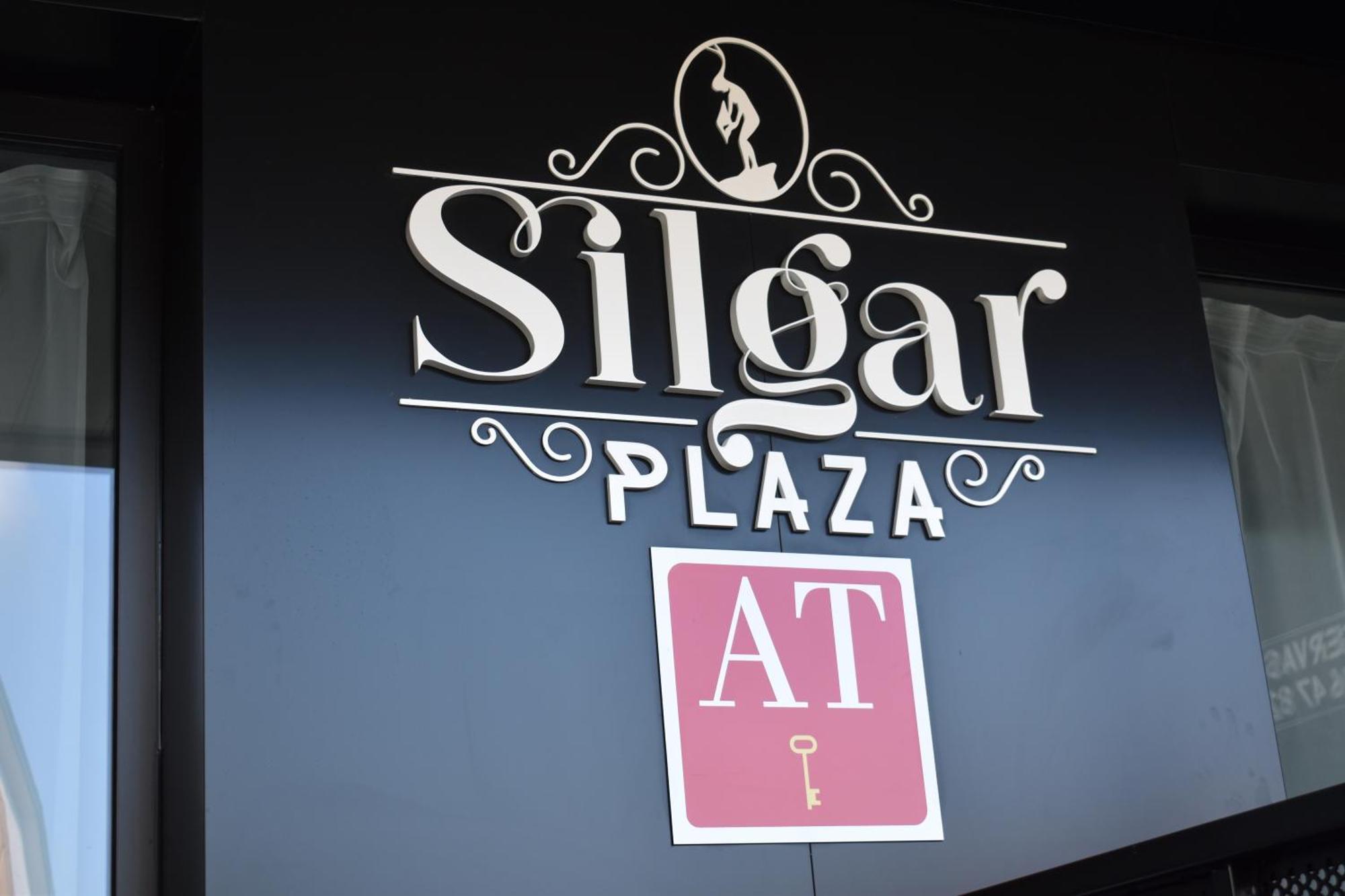 Apartamentos Silgar Plaza 桑亨霍 外观 照片
