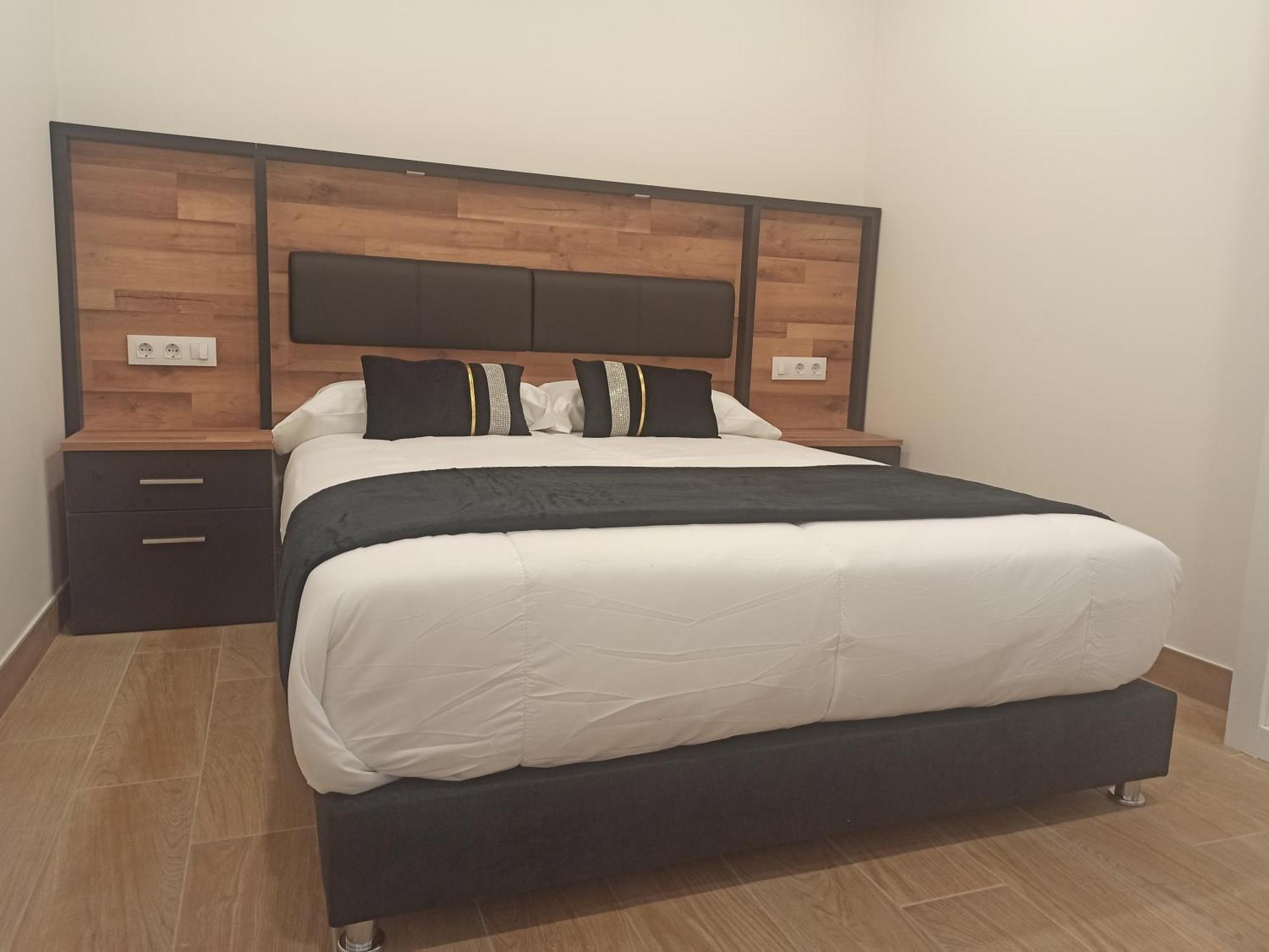 Apartamentos Silgar Plaza 桑亨霍 外观 照片
