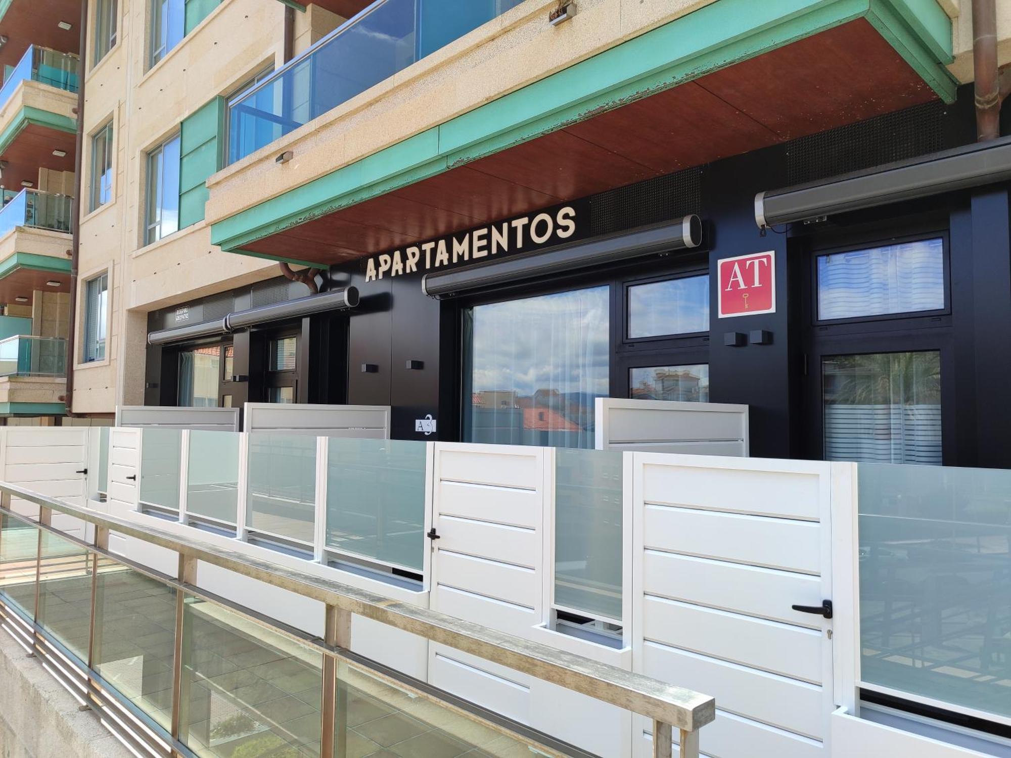 Apartamentos Silgar Plaza 桑亨霍 外观 照片