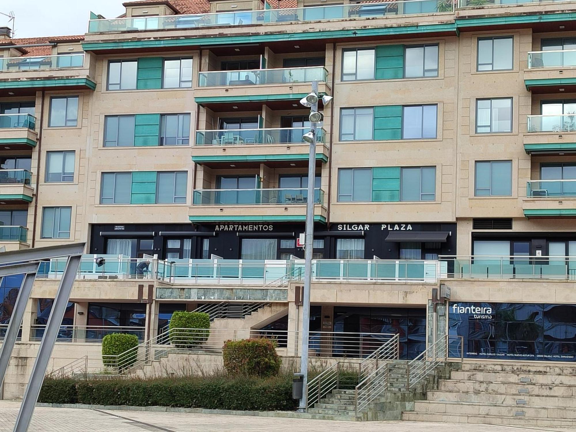 Apartamentos Silgar Plaza 桑亨霍 外观 照片
